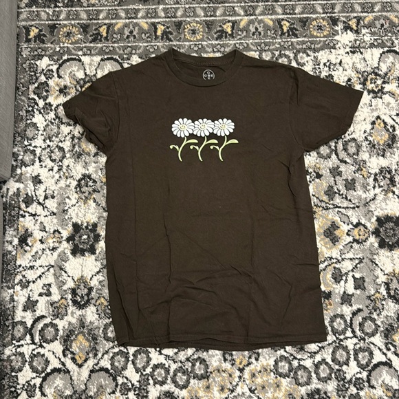 Pac Sun Tee - Picture 1 of 2
